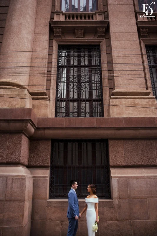 noivos no palácio piratini em porto alegre