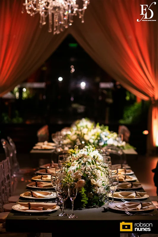 casamento com cerimônia e recepção no party room em porto alegre com projeto de decoração elegante e sofisticado em verde e branco estilo greenery por life eventos especiais cerimonial conduzido por fernanda dutra cerimonialista