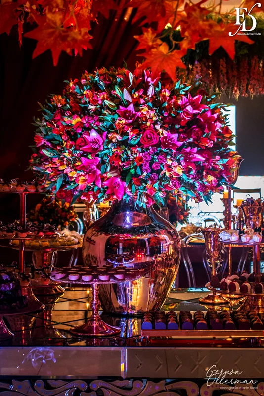 casamento com cerimônia na igreja nossa senhora da conceição igreja matriz de são leopoldo e festa no espaço tao em novo hamburgo com decoração outonal em tons terrosos marsala laranja e amarelo num projeto luxuoso sofisticado e elegante por fernanda dutra cerimonialista em porto alegre por life eventos especiais