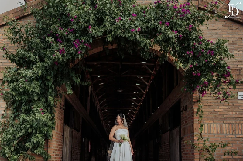 casamento no espaço paraíso em porto alegre cerimônia ao ar livre com decoração minimalista clean e delicada estilo pinterest por life eventos especiais