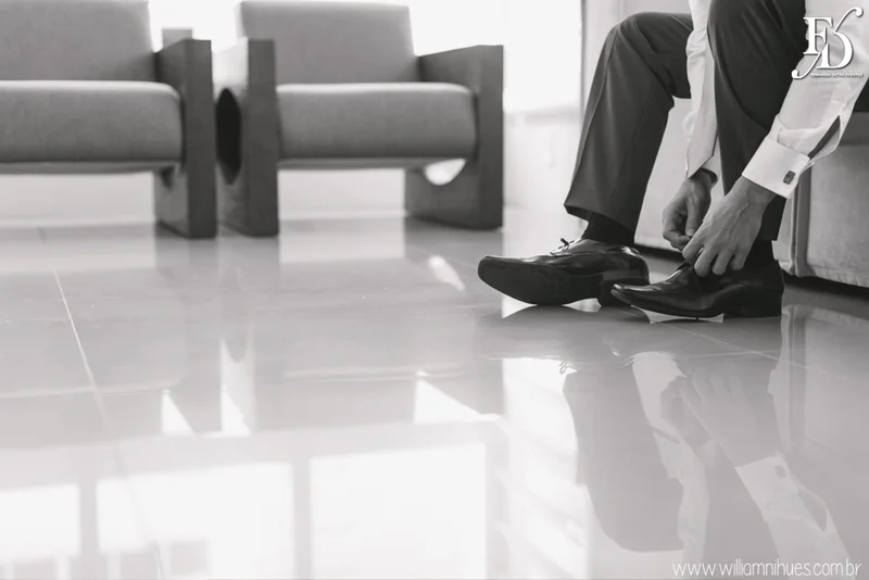 casamento luxuoso no clube veleiros do sul em porto alegre com decoração em dourado fechamento do teto em voil e espelhos venezianos cerimônia na igreja santa teresinha e santíssimo sacramento na redenção com organização e cerimonial de fernanda dutra da life eventos especiais organizadora de eventos em porto alegre