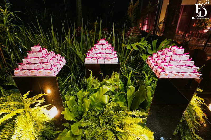 festa de aniversario de 15 anos realizada no party room em porto alegre com organização projeto de decoração e cerimonial de life eventos especiais cerimonialista em porto alegre