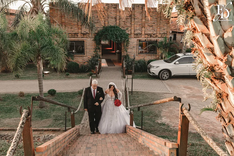 casamento no espaço paraíso entrada da noiva