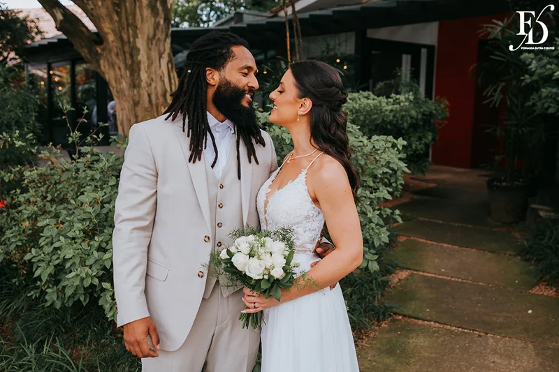 casamento realizado com almoço no le bistrot gourmet em porto alegre e após o almoço celebração de casamento no eat kitchen embarcadero com uma vista fantástica do rio guaíba um por-do-sol de cinema por life eventos especiais