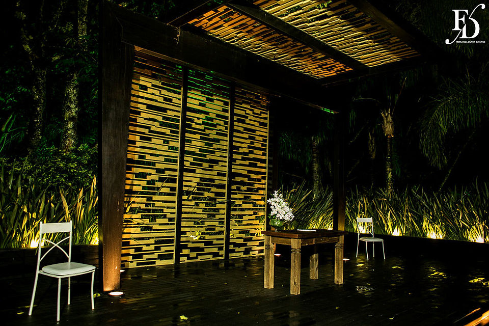 casamento no party room em porto alegre com decoração simples rústico-chique em azul petróleo e fúcsia por life eventos especiais organização de casamento em porto alegre
