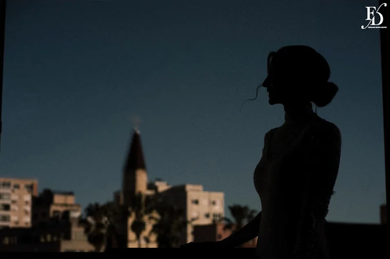 casamento com cerimônia na igreja sagrado coração de jesus em porto alegre e recepção elegante e intimista no le bistrot gourmet com decoração em verde, branco e prata