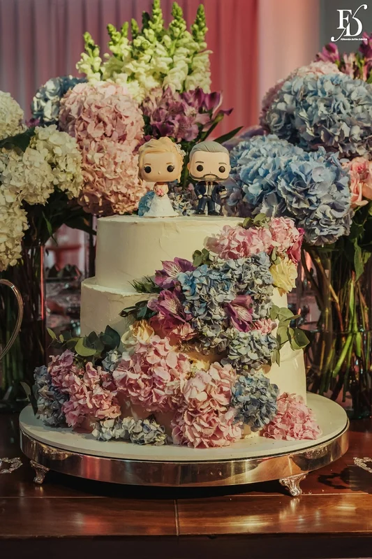 casamento na sociedade libanesa de porto alegre festa luxuosa organizada por life eventos especiais bolo de cenoura no casamento