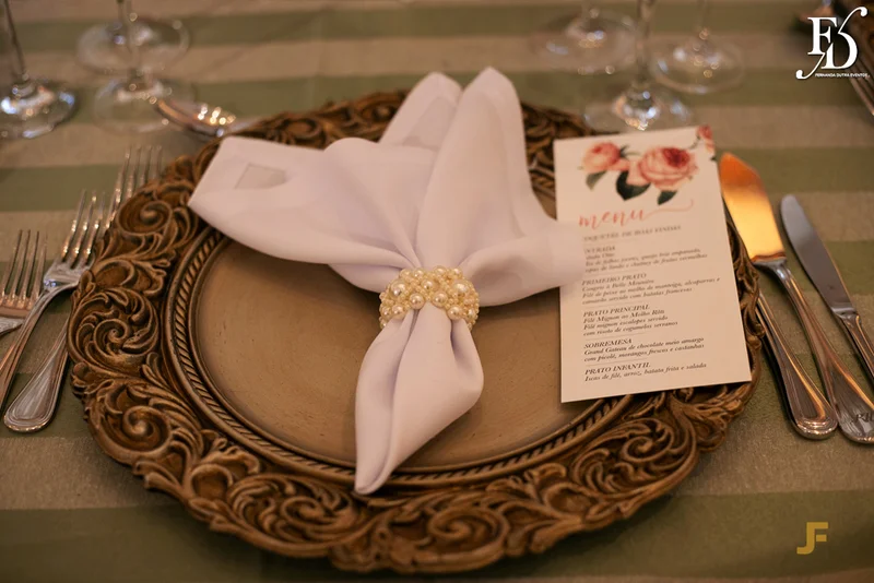 casamento para 80 pessoas mini-weeding destination wedding em gramado com organização e cerimonial de fernanda dutra da life eventos especiais com cerimonia na Igreja São Pedro de Gramado Serra Gaúcha e recepção no Hotel Ritta Hoppner