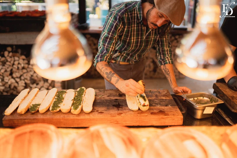 A formatura da residência médica da Claudiane de Paiva foi celebrada em grande estilo no Rancho Tabacaray, com decoração que uniu cultura gaúcha e raízes indígenas e organização de Life Eventos Especiais