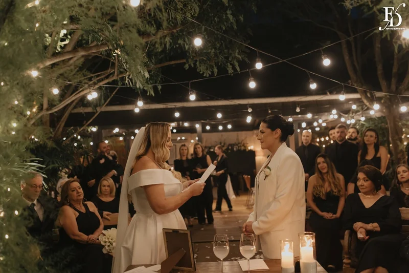 noivas Ivana e Cristiane no Le Bistrot Gourmet casamento LGBT Porto Alegre