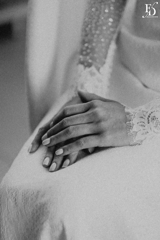 casamento com cerimônia na igreja sagrado coração de jesus em porto alegre e recepção elegante e intimista no le bistrot gourmet com decoração em verde, branco e prata