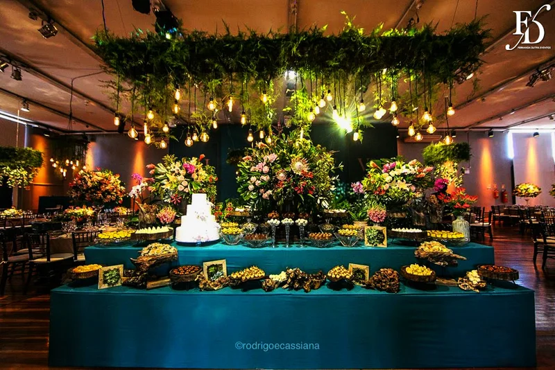 casamento com cerimônia na igreja santa teresinha do menino jesus e festa e recepção na casa vetro em Porto Alegre com organização e cerimonial de fernanda dutra da life eventos especiais cerimonialista em porto alegre