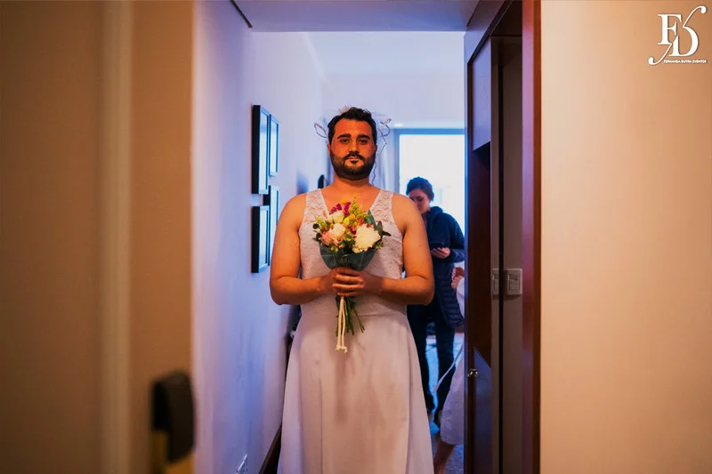 celebração de casamento civil realizada no salão imperatriz da associação leopoldina juvenil em porto alegre estilo botânico greenery luxuoso e sofisticado por life eventos especiais