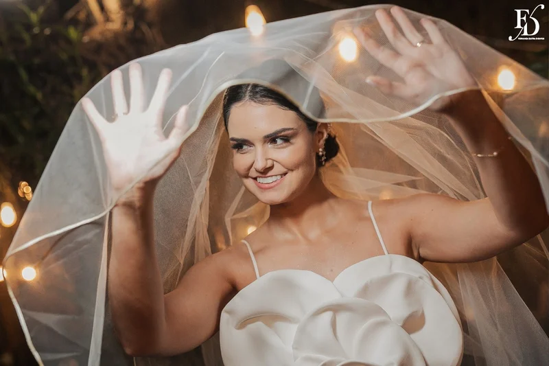 casamento mini-wedding no eat kitchen em novo hamburgo com decoração verde e branco estilo greenery noiva