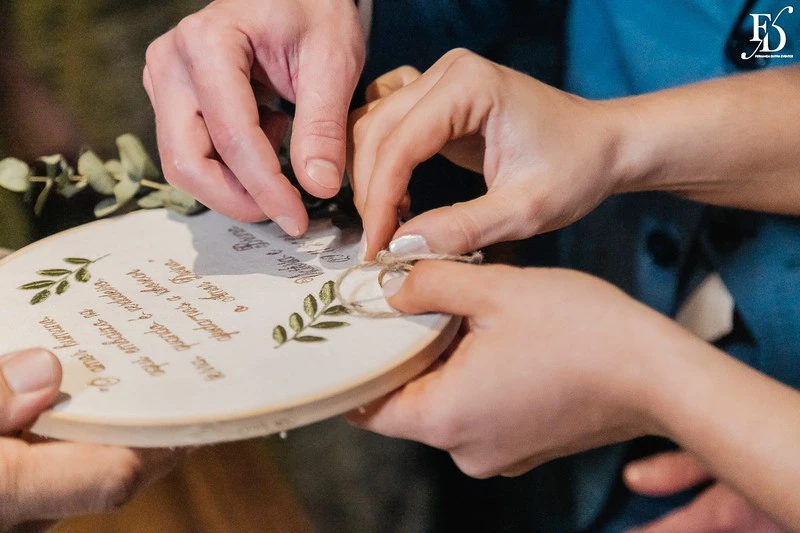 casamento no dry moments & drinks em porto alegre decoração moderna clean e sofisticada com copo de leite