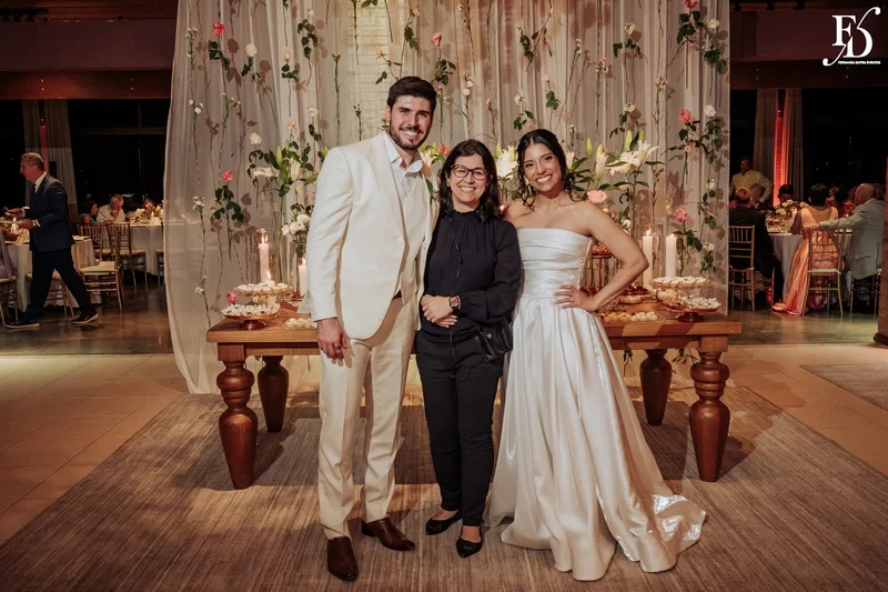 casamento no espaço paraíso em porto alegre cerimônia ao ar livre com decoração minimalista clean e delicada estilo pinterest por life eventos especiais