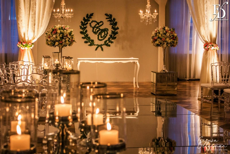 casamento com decoração luxuosa na associação leopoldina juvenil em porto alegre cerimônia no salão imperatriz e recepção no salão leopoldina com decoração clássica elegante sofisticada casamento luxo por life eventos especiais