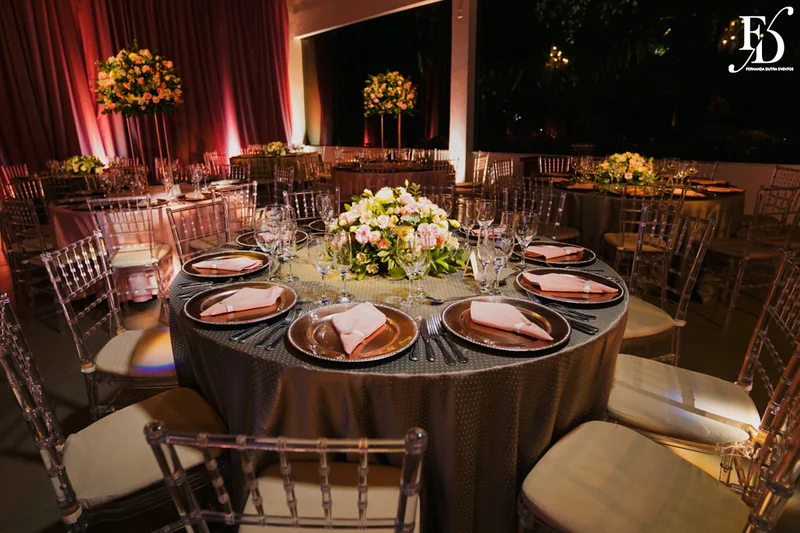 festa de aniversario de 15 anos realizada no party room em porto alegre com organização projeto de decoração e cerimonial de life eventos especiais cerimonialista em porto alegre