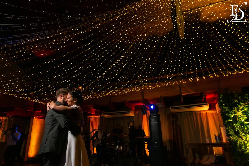 casamento a beira do rio guaiba em porto alegre no clube veleiros do sul com decoração botânica greenery sofisticada moderna e elegante por life eventos especiais assessoria e cerimonial de casamento em porto alegre casamentos de luxo