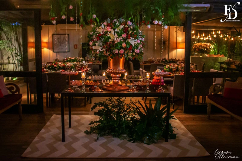 mini-wedding sofisticado e elegante realizado no le bistrot gourmet casamento com 30 convidados luxuoso por life eventos especiais cerimonial e organização de casamento em porto alegre