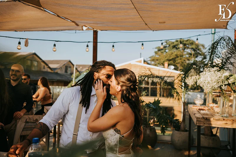 casamento realizado com almoço no le bistrot gourmet em porto alegre e após o almoço celebração de casamento no eat kitchen embarcadero com uma vista fantástica do rio guaíba um por-do-sol de cinema por life eventos especiais