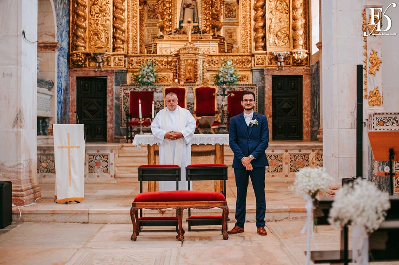 casamento realizado no convento do espinheiro em evora, portugal, organizado por life eventos especiais destination wedding portugal elopement wedding casamento religioso em portugal casamento de brasileiros em portugal