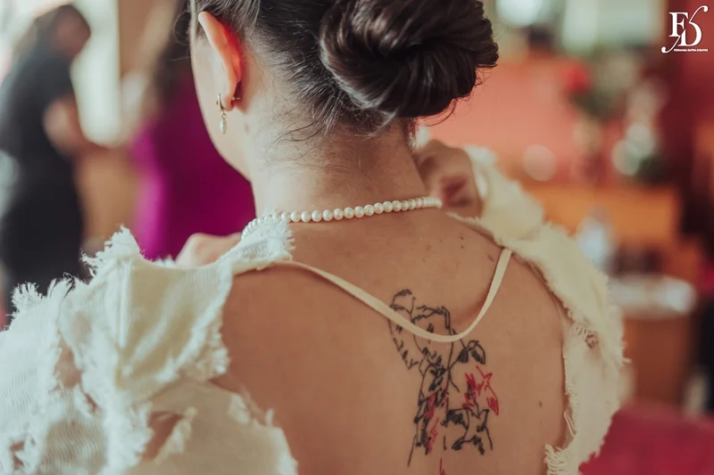 casamento organizado por life eventos especiais na estância das oliveiras em viamão com decoração campeira rústica e minimalista para um casal autêntico e cheio de personalidade