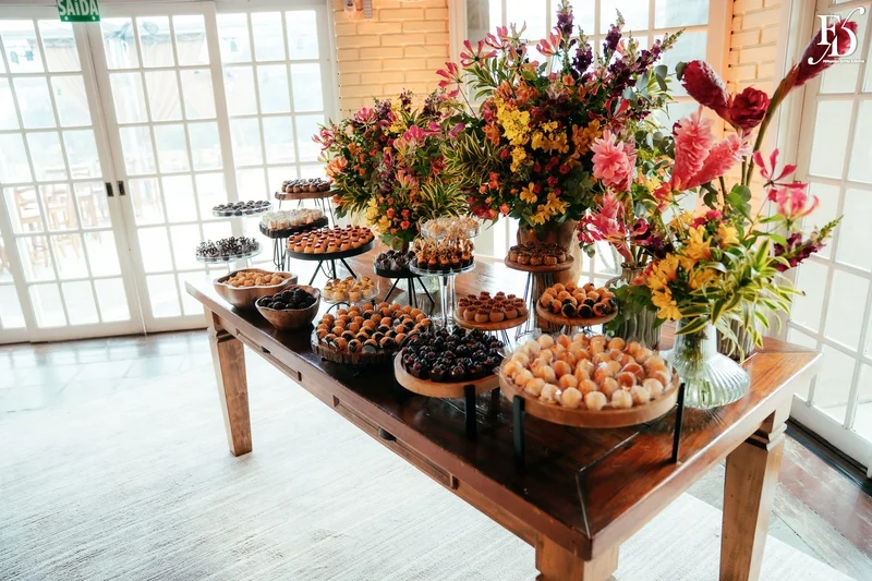 casamento realizado na alameda figueira em cachoeirinha com decoração vibrante boho elegante e sofisticada por life eventos especiais