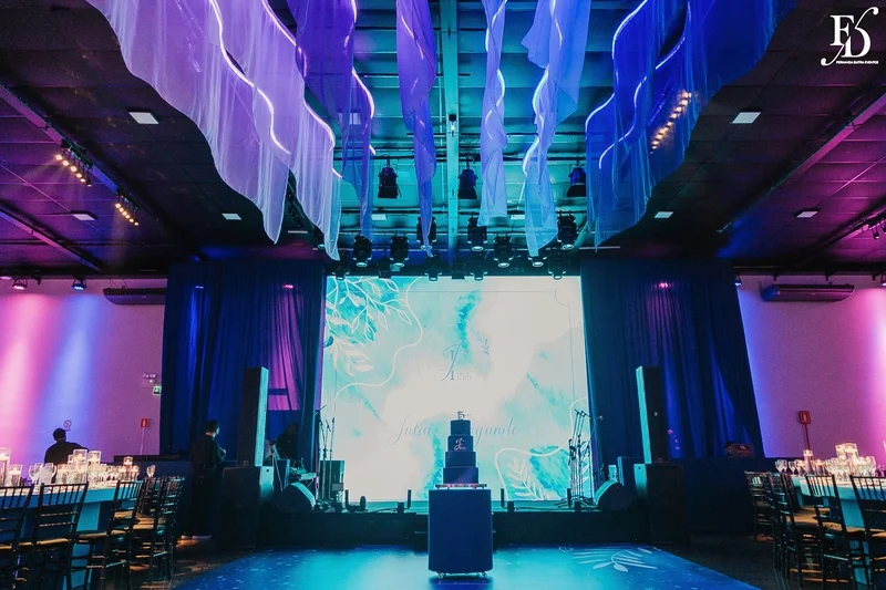 festa de 15 anos porto alegre na casa vetro com tema de aurora boreal