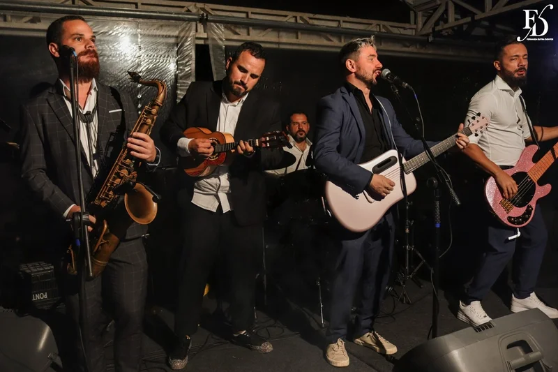 banda mais amor por favor