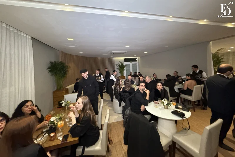 festa de aniversário de leissa hertzog com tema luz e sombra realizado no rossi parque panamby em porto alegre com decoração elegante e sofisticada