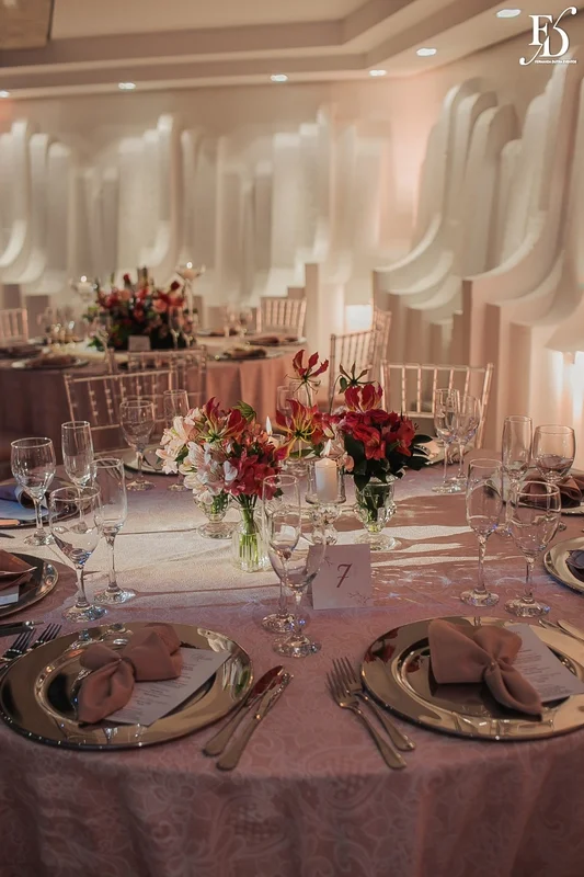 festa de 15 anos na praça dos fundadores do grêmio náutico união GNU