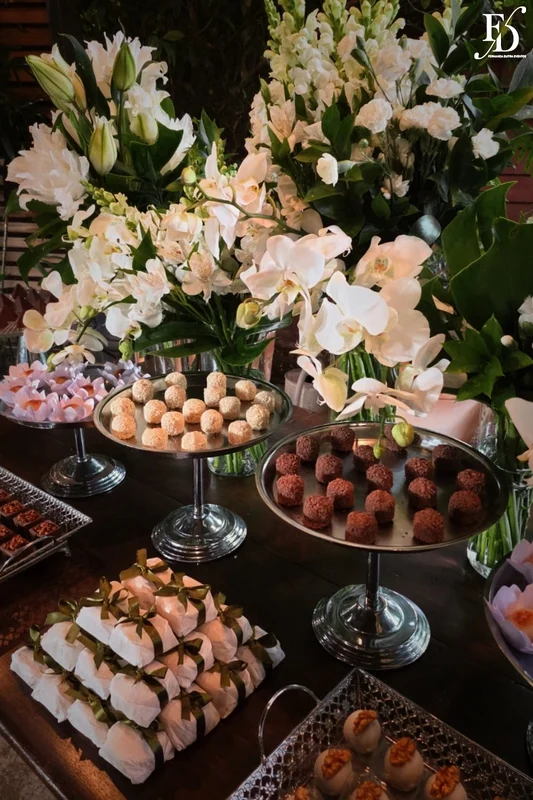 casamento no gazebo do le bistrot gourmet em porto alegre decoração clássica e elegante em verde e branco