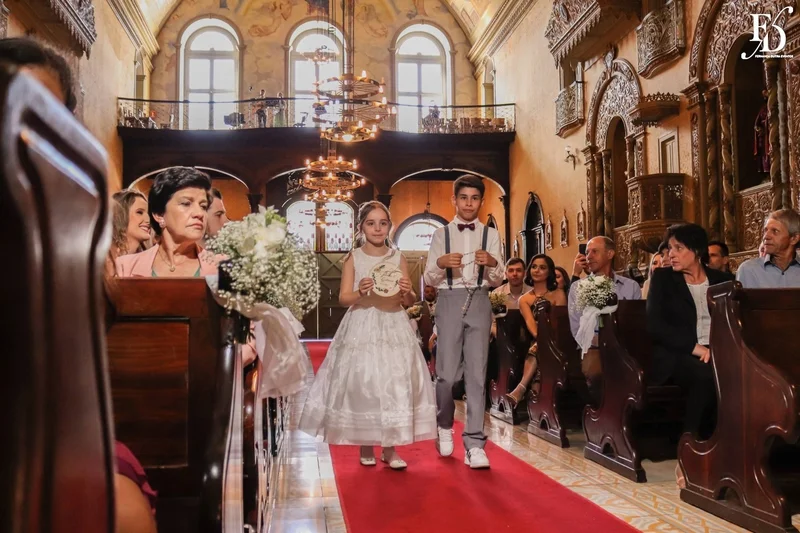 entrada das alianças na igreja nossa senhora das dores