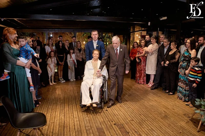 casamento mini-wedding realizado no Le Bistrot Gourmet em Porto Alegre com projeto de decoração delicado, romântico e elegante em tons pastéis
