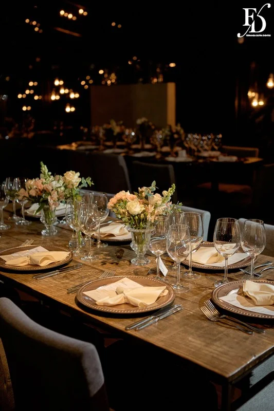 casamento mini-wedding realizado no Le Bistrot Gourmet em Porto Alegre com projeto de decoração delicado, romântico e elegante em tons pastéis