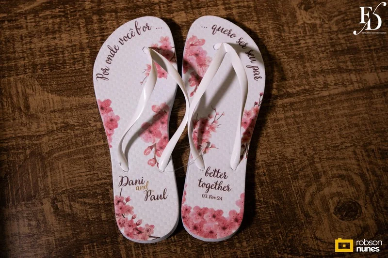 casamento destination wedding no Espaço Paraíso em Porto Alegre Alvorada Viamão noivo americano e noiva brasileira equipe bilingue de cerimonial evento com decoração romântida elegante e sofisticada em tons de rosa