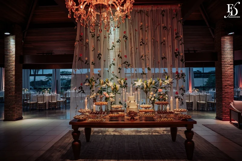 casamento no espaço paraíso em porto alegre cerimônia ao ar livre com decoração minimalista clean e delicada estilo pinterest por life eventos especiais