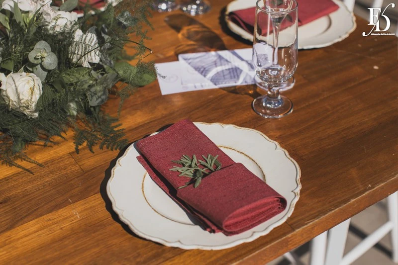 casamento boho chique wedding realizado na casa na chácara em porto alegre com decoração em rosé e marsala por life eventos especiais assessoria e cerimonial de casamento em porto alegre mesas convidados