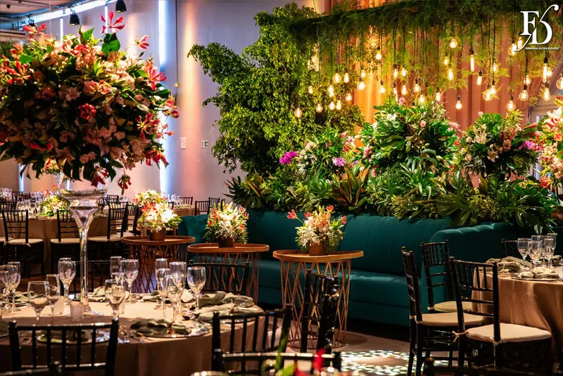 casamento com cerimônia na igreja santa teresinha do menino jesus e festa e recepção na casa vetro em Porto Alegre com organização e cerimonial de fernanda dutra da life eventos especiais cerimonialista em porto alegre