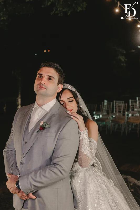 casamento no espaço paraíso noivos