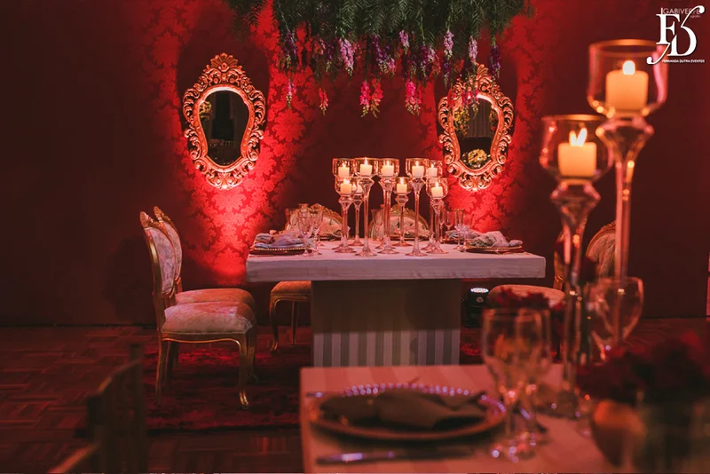 casamento com cerimônia na igreja centenária nossa senhora da conceição em porto alegre e recepção no clássico clube do comércio no salão dos espelhos com decoração clássica luxuosa e estilo imperial por life eventos especiais assessoria e cerimonial para casamento em porto alegre