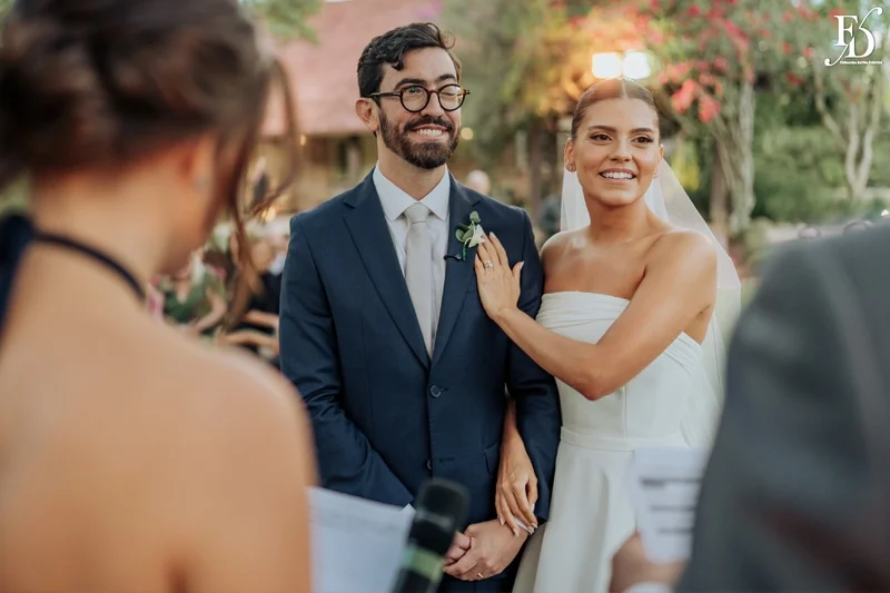 casamento no alto da capela em porto alegre com decoração elegante sofisticada delicada em verde e branco por life eventos especiais cerimônia ao ar livre