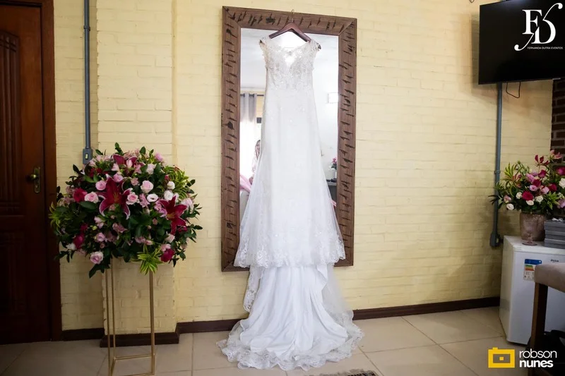 casamento destination wedding no Espaço Paraíso em Porto Alegre Alvorada Viamão noivo americano e noiva brasileira equipe bilingue de cerimonial evento com decoração romântida elegante e sofisticada em tons de rosa