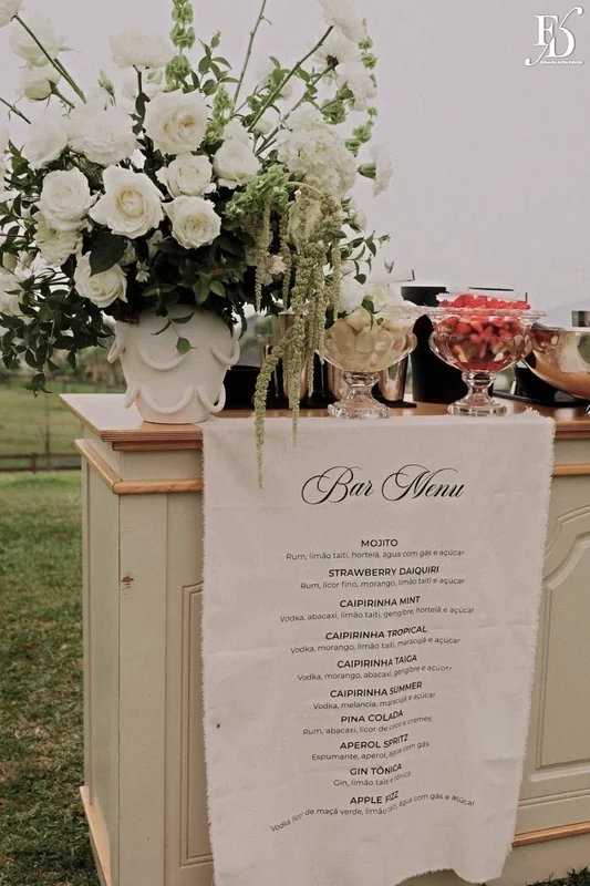 recepção no espaço paraíso em porto alegre viamão alvorada recepção externa decoração europeia cloud dancer european stylling bar