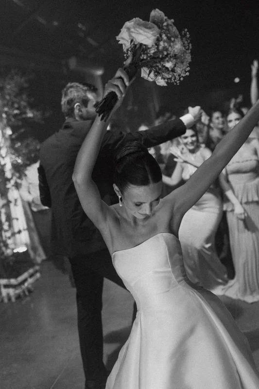 recepção no espaço paraíso em porto alegre viamão alvorada decoração europeia cloud dancer european stylling bouquet