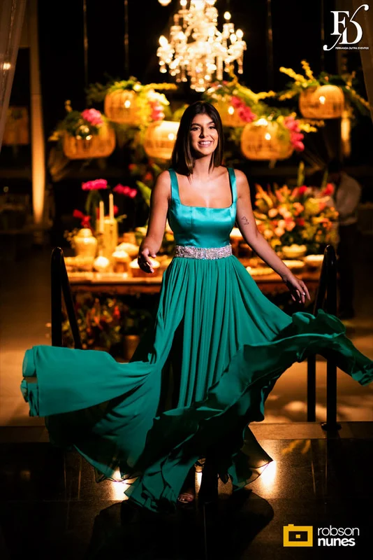 festa de formatura em enfermagem pela pucrs no party room em porto com projeto de decoração estilo boho chic desenvolvido por fernanda dutra cerimonialista organizadora de eventos em porto alegre life eventos especiais