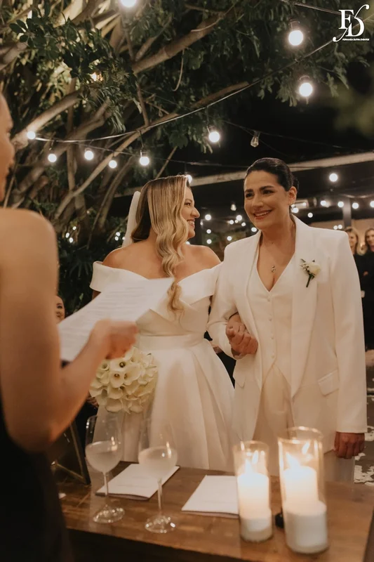 noivas Ivana e Cristiane no Le Bistrot Gourmet casamento LGBT Porto Alegre