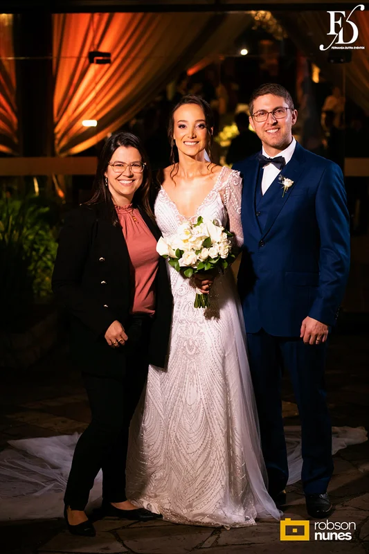 casamento com cerimônia e recepção no party room em porto alegre com projeto de decoração elegante e sofisticado em verde e branco estilo greenery por life eventos especiais cerimonial conduzido por fernanda dutra cerimonialista