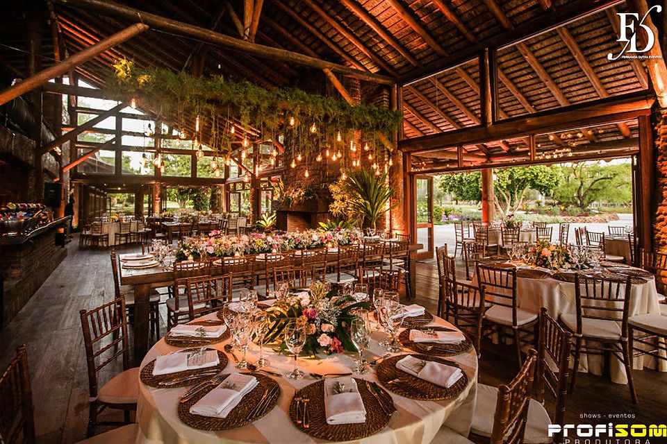 casamento diurno realizado em porto alegre no bardo house of moments destination wedding estilo europeu decoração botânica boho chic casamento ecológico sustentável por life eventos especiais cerimonialistas de casamento em porto alegre
